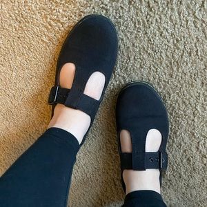 Doc Marten Mary June flats